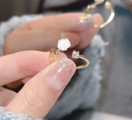 White Flower Gold - Ring